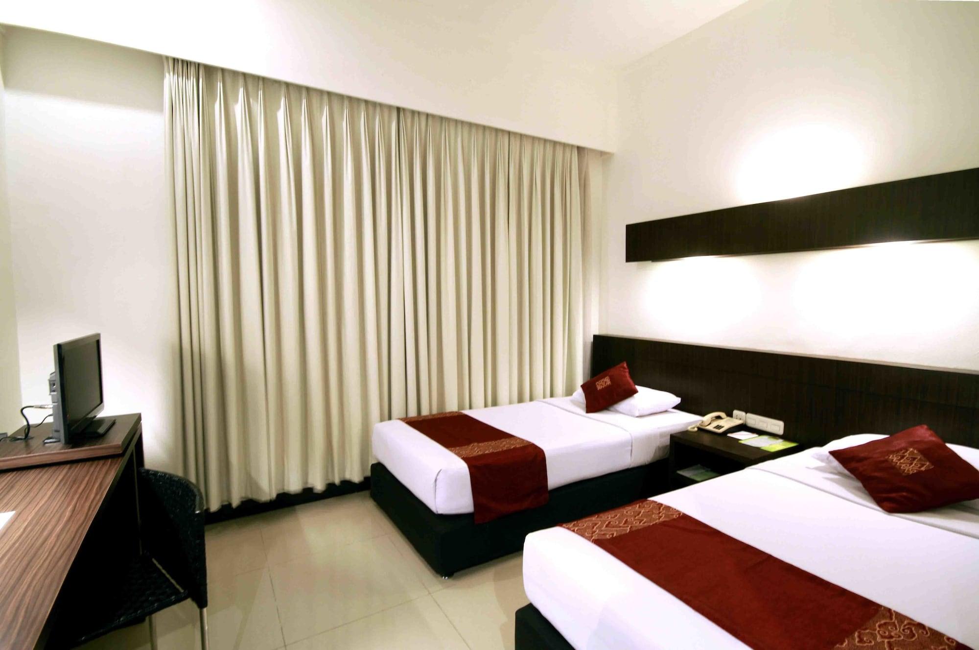 Bentani Hotel & Residence Cirebon Eksteriør billede