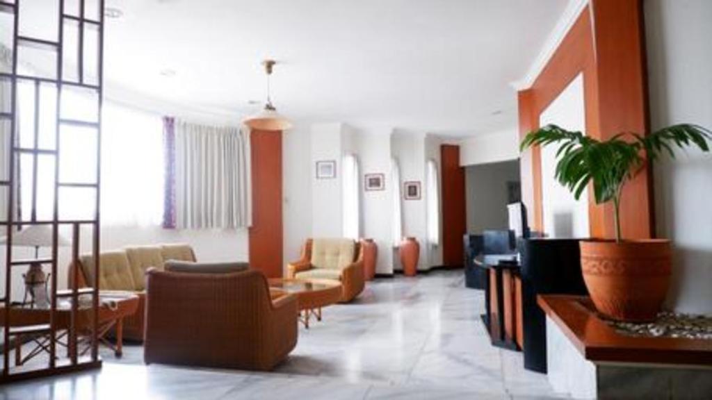 Bentani Hotel & Residence Cirebon Eksteriør billede