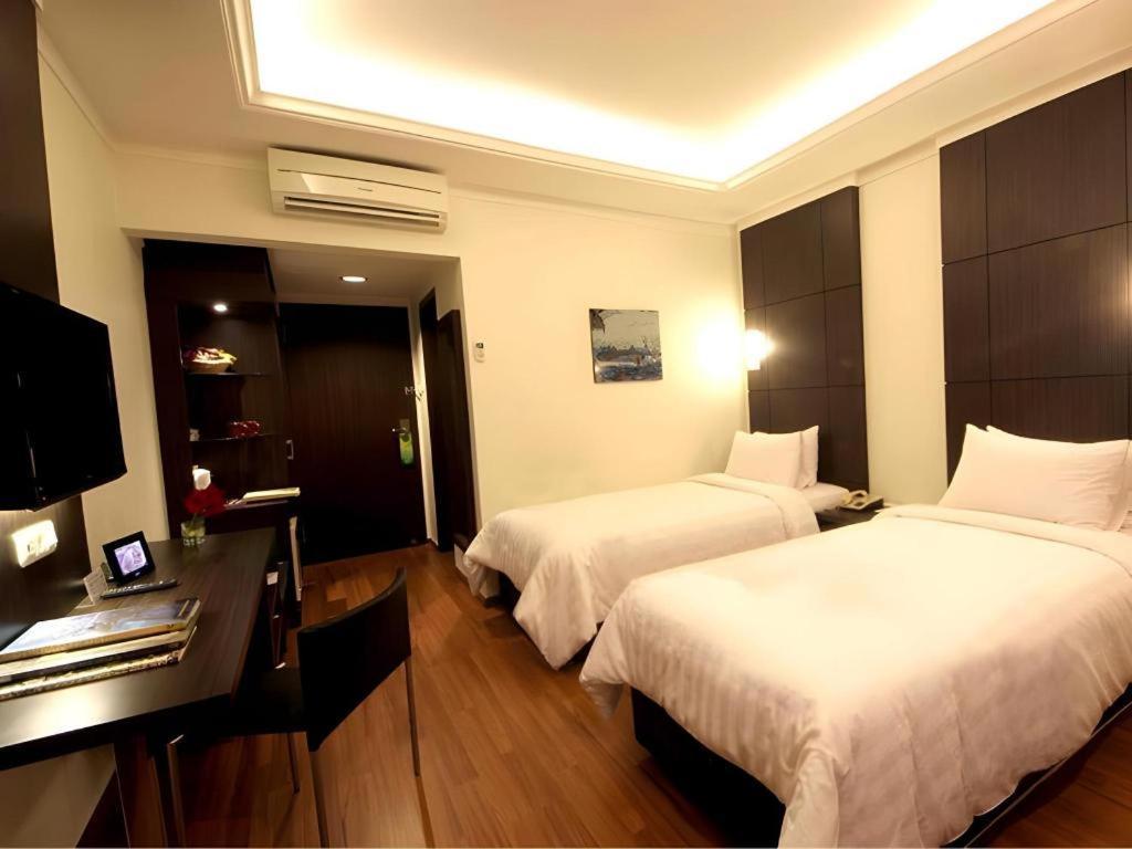 Bentani Hotel & Residence Cirebon Eksteriør billede