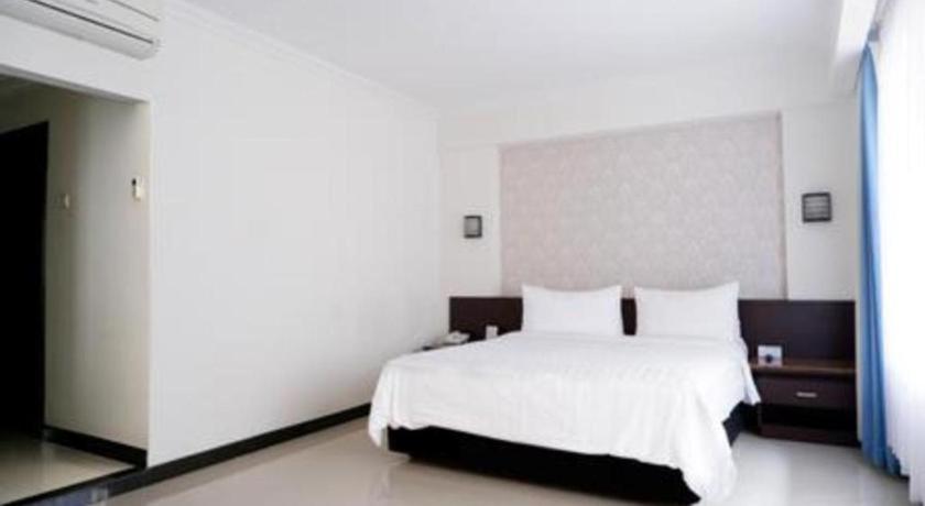 Bentani Hotel & Residence Cirebon Eksteriør billede
