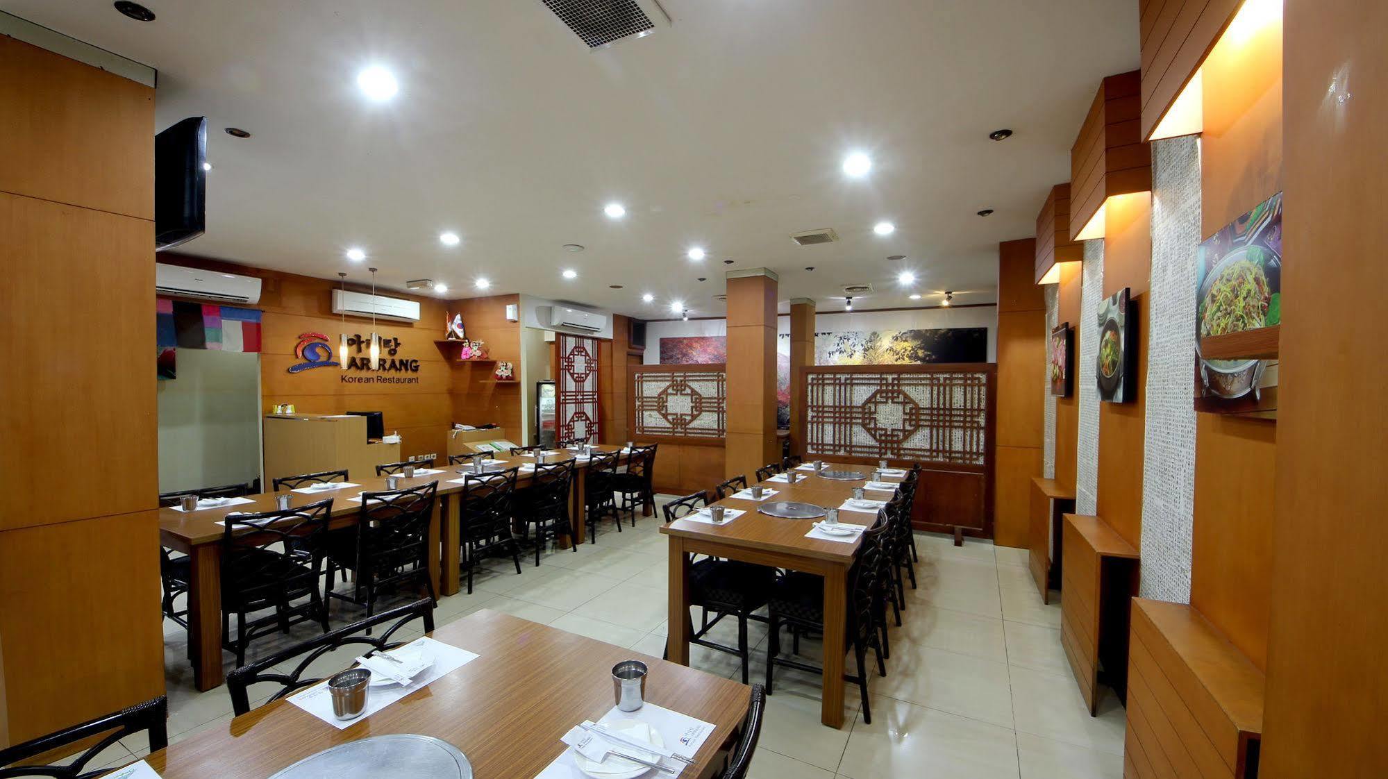 Bentani Hotel & Residence Cirebon Eksteriør billede